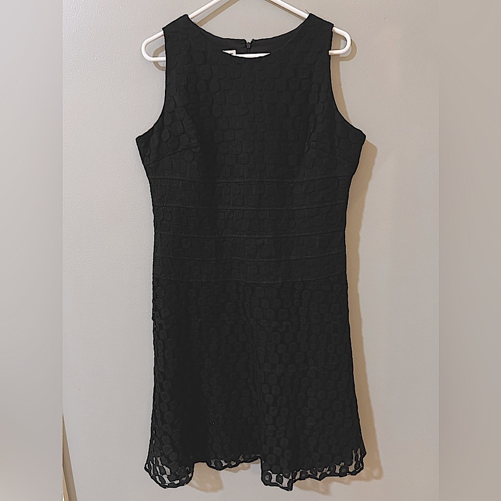 Anne Klein classic black lace overlay cocktail dress size 14 lined sleeveless